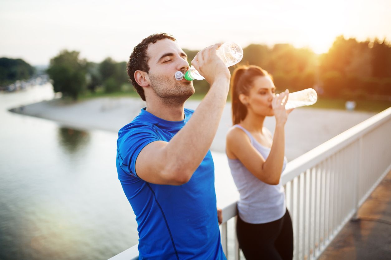 La hidratación, clave para evitar los golpes de calor.