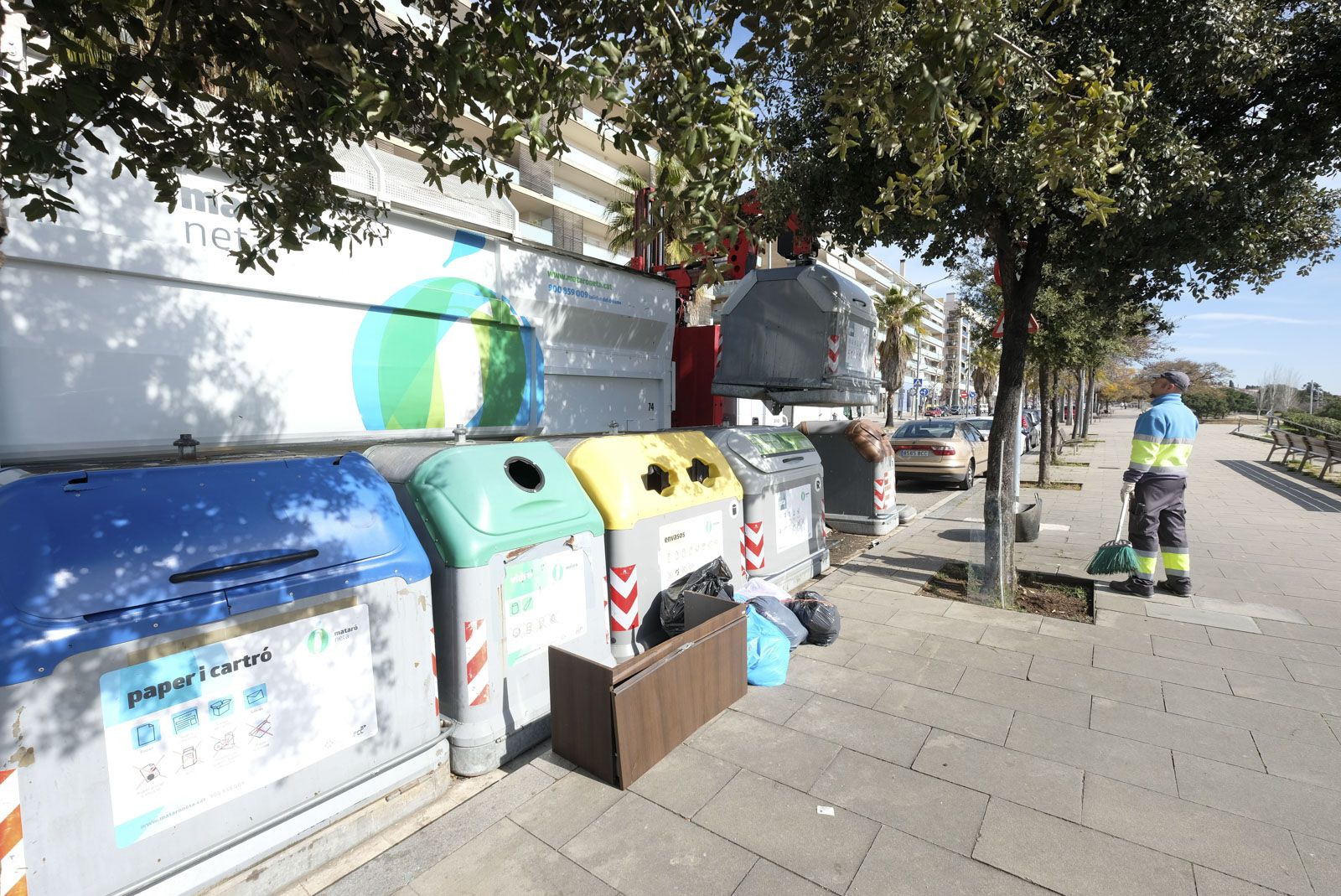 Mataró s’arma per vigilar que FCC compleixi el contracte de la brossa. Foto: R.Gallofré