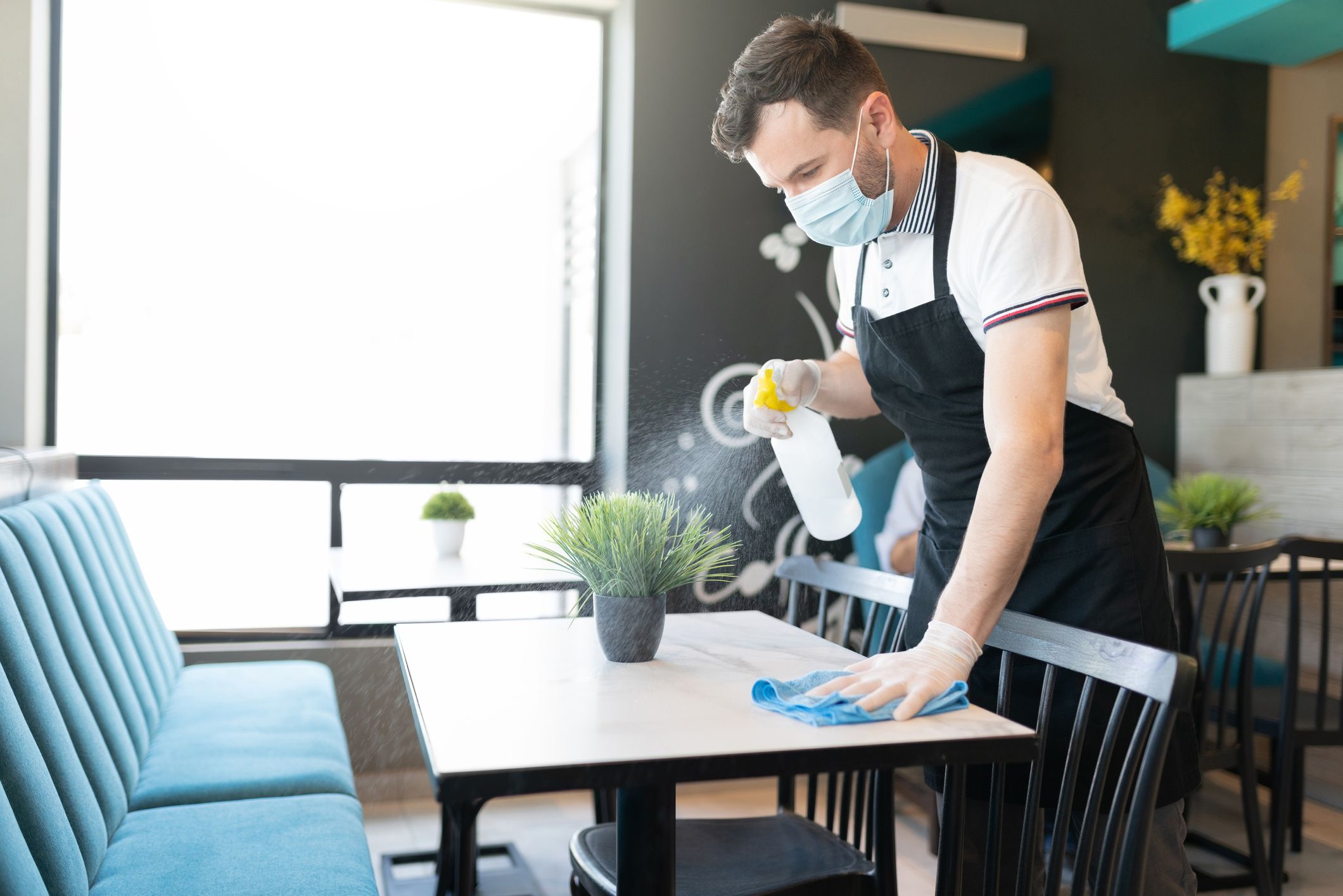 El sector de l'hosteleria és un dels que s'ha vist més afectats i on s'han aplicat més ERTO