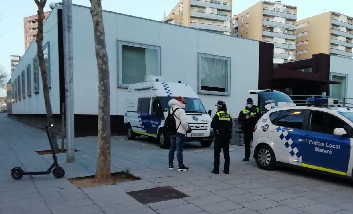 Controls policials per a protegir els vianants a Mataró