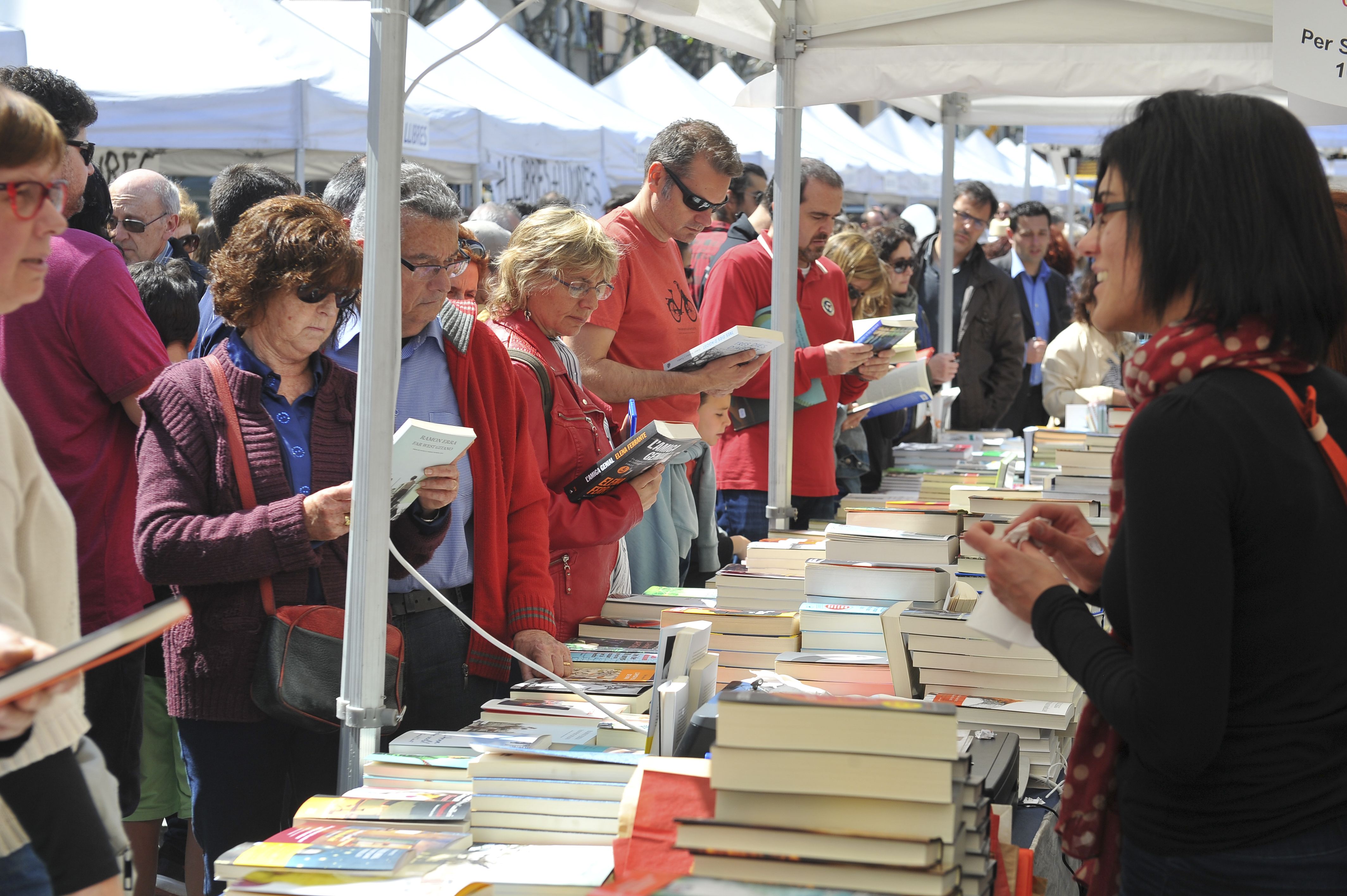 On puc comprar llibres i roses aquest Sant Jordi a Mataró?