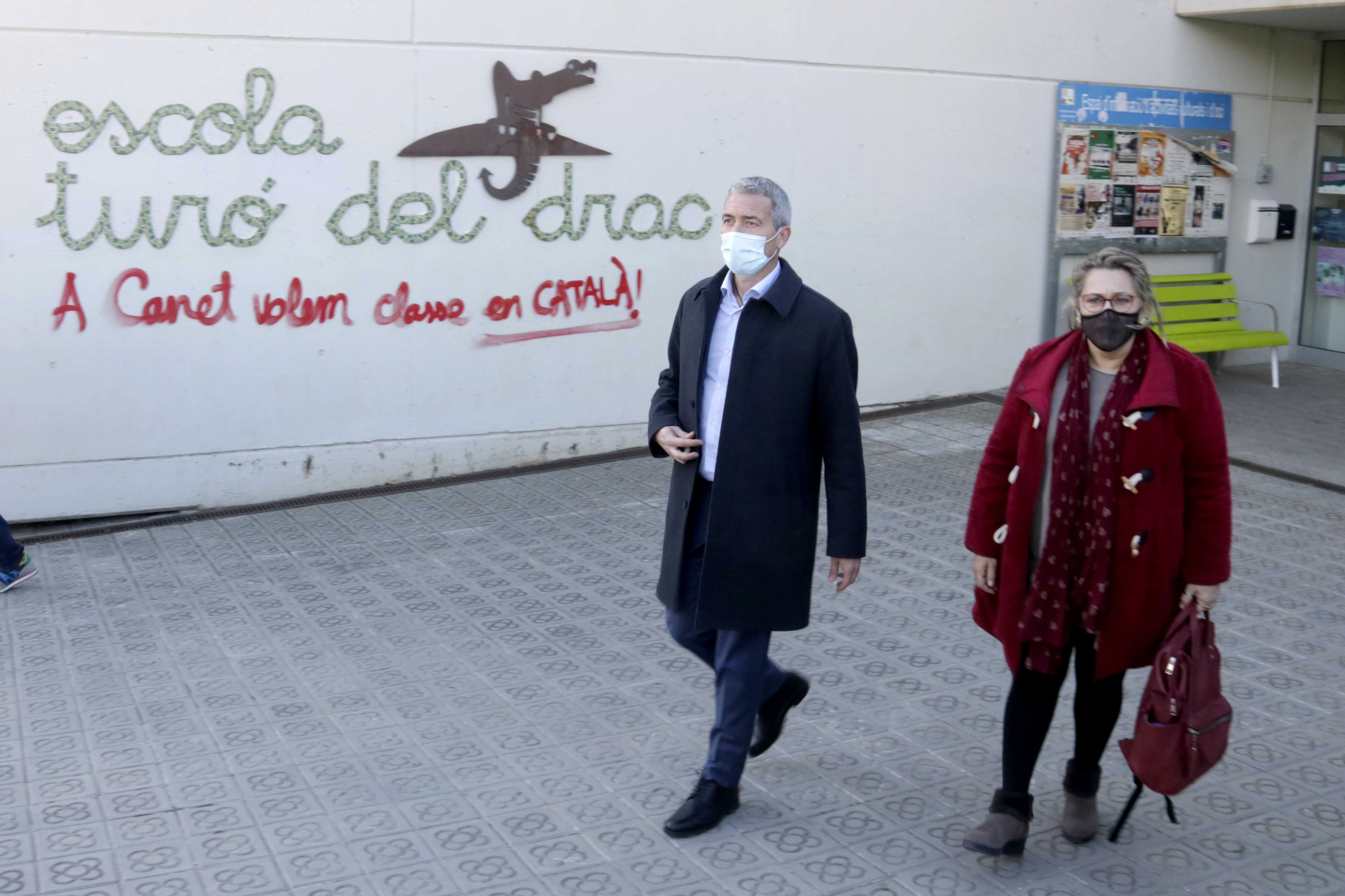 La família de Canet que va demanar més castellà acusa Educació d'"atiar" l’odi