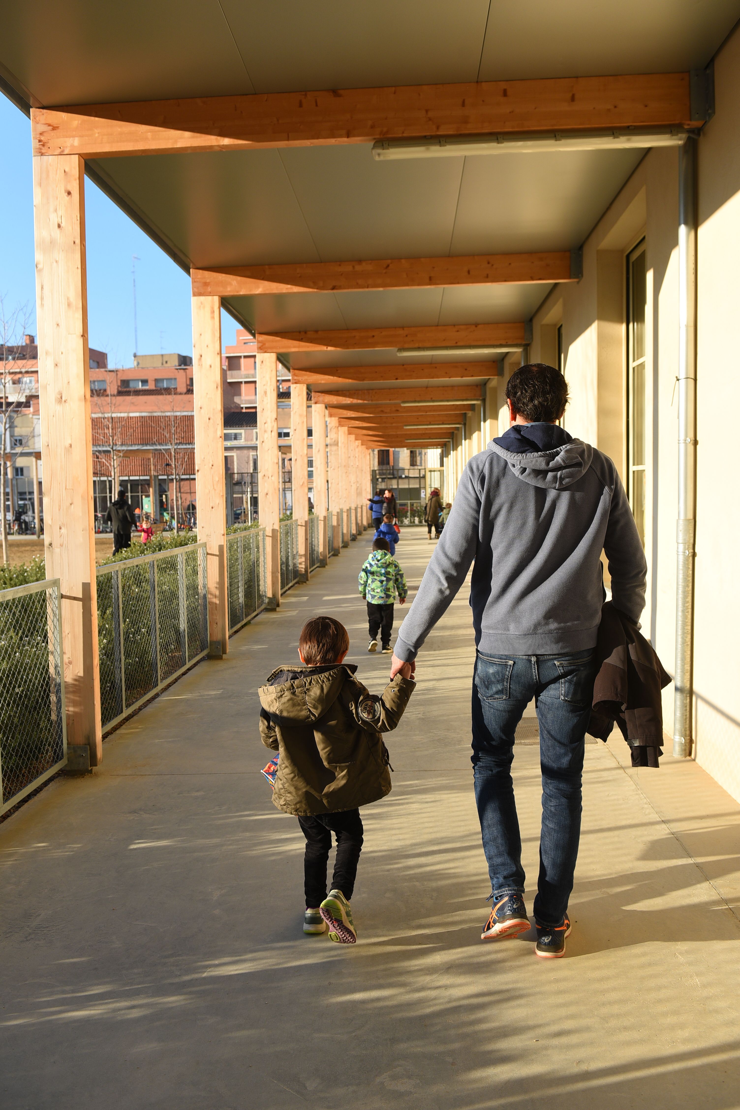 10 anys de zona única escolar: aniversari plàcid i sense oposició