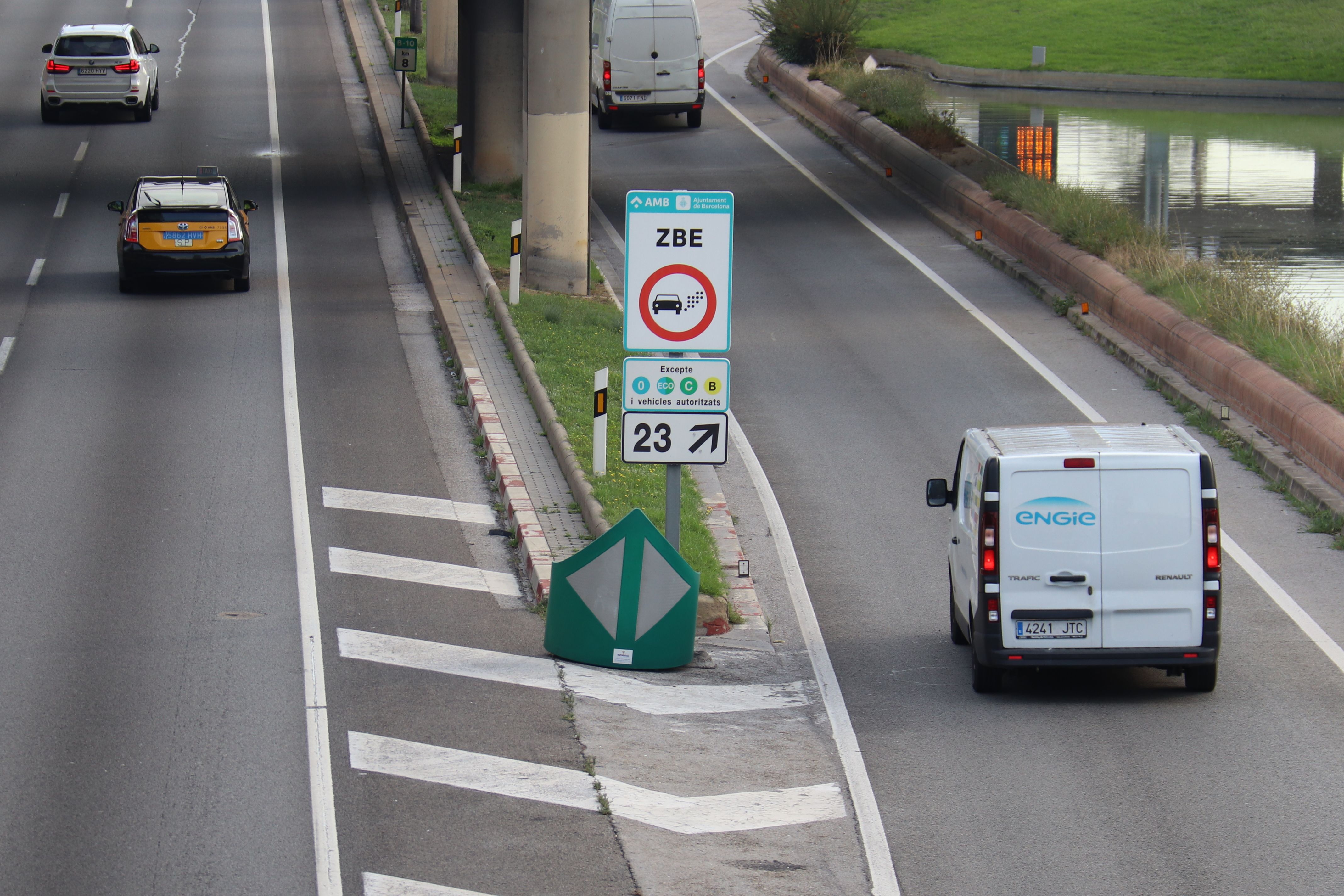 Vehicles accedint a la ZBE de Barcelona