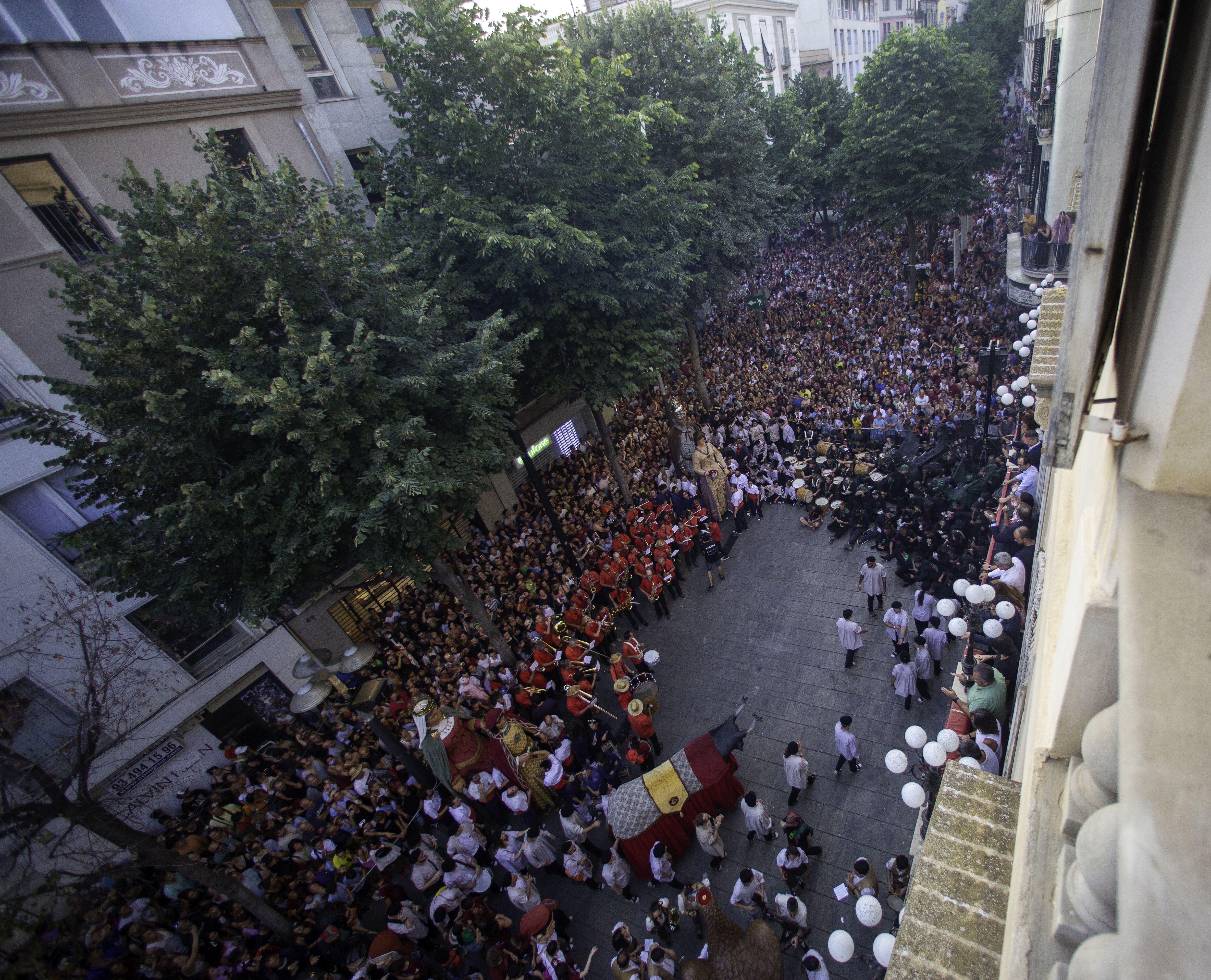 Des del segon pis de l'Ajuntament. Foto: Max Noé