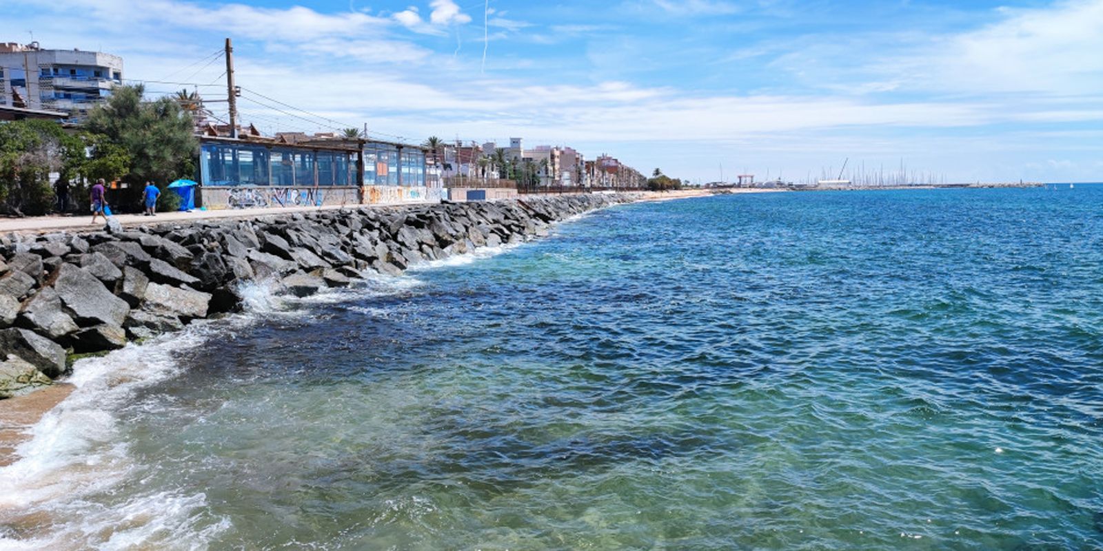 Platja de Premià de Mar, al Maresme, que ha perdut tota la sorra