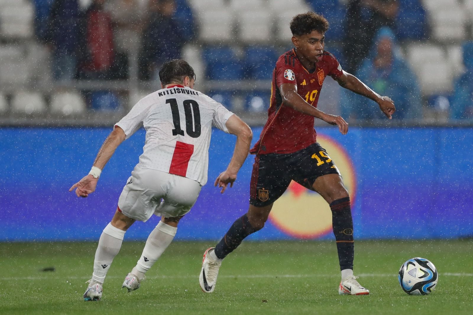 Lamine Yamal fa història marcant per la selecció espanyola Foto: RFEF