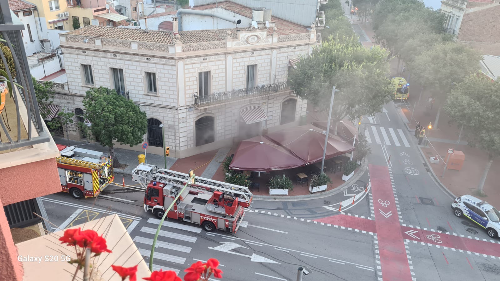 Ensurt al Restaurant Mundial de Mataró per un petit incendi