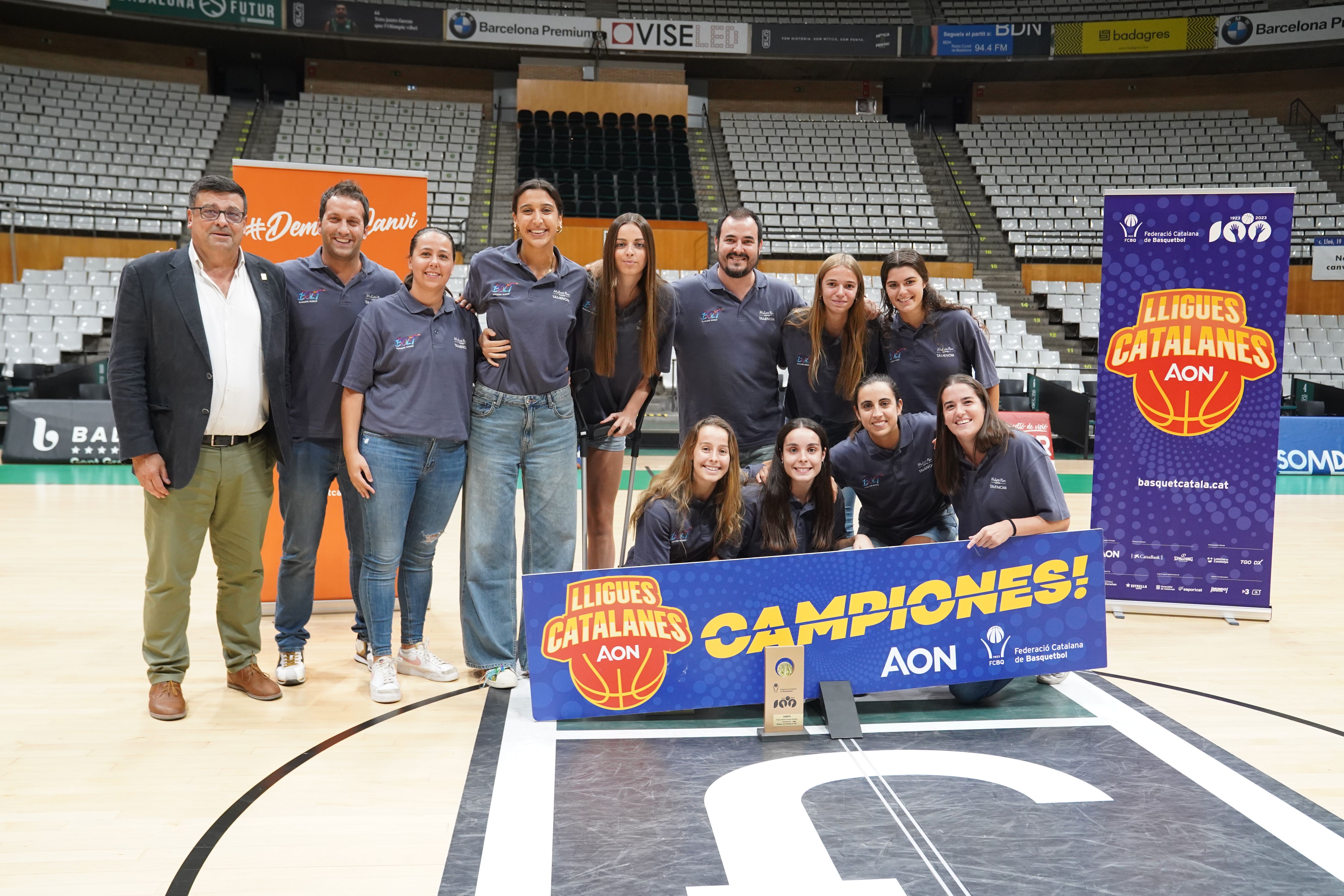 Foto de les campiones. FCBQ.