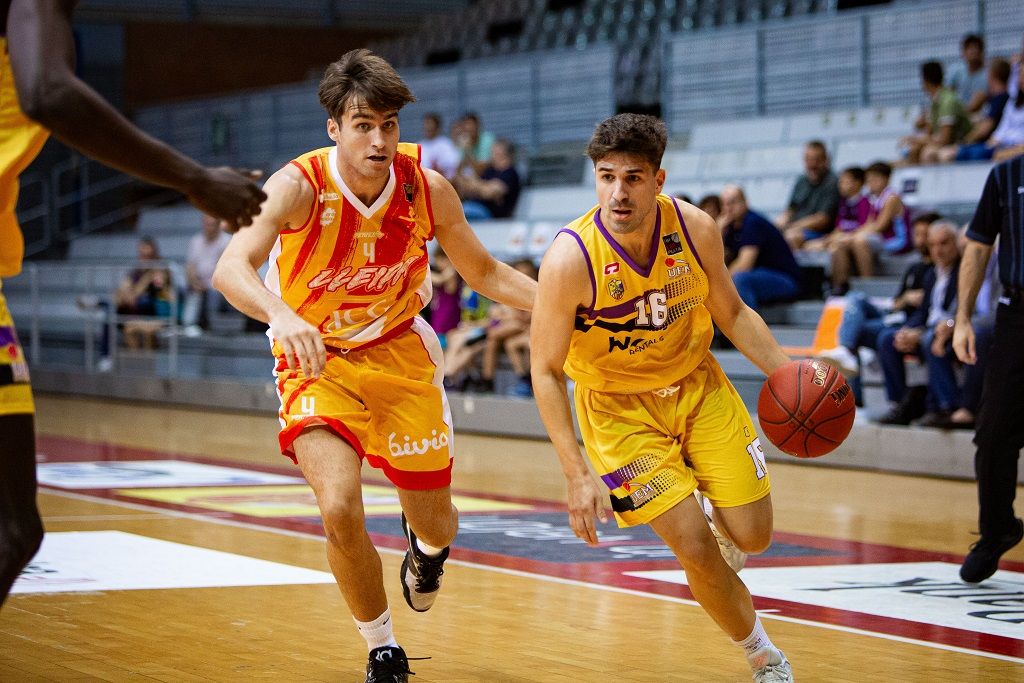 Una acció del partit a Lleida. Foto: FCBQ.