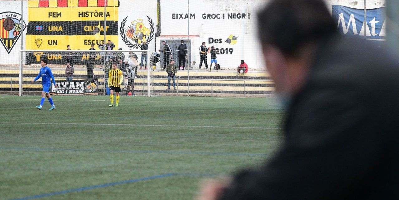 Imatge d'arxiu d'un partit del CE Mataró al Camp del Centenari.