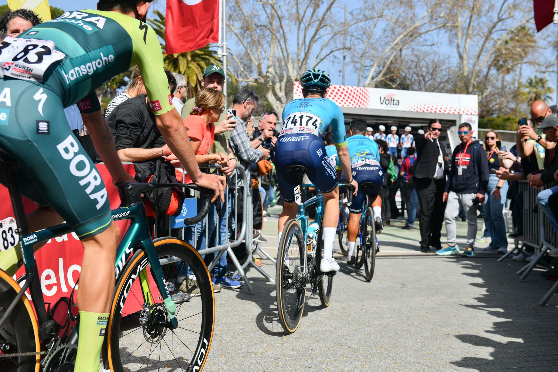 Sortida de la Volta Ciclista a Catalunya 2024. Foto: R.Gallofré