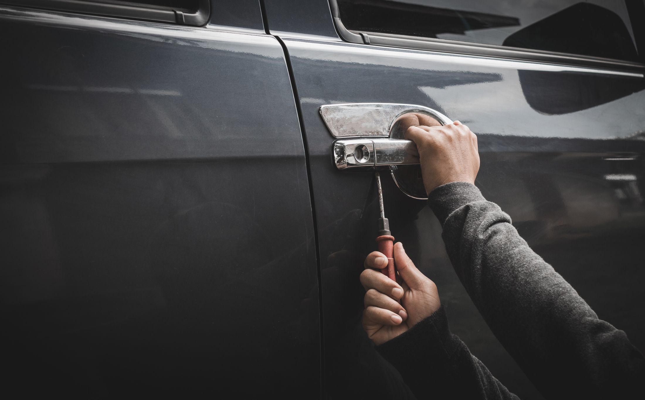 Cau un grup que robava a l'interior de vehicles