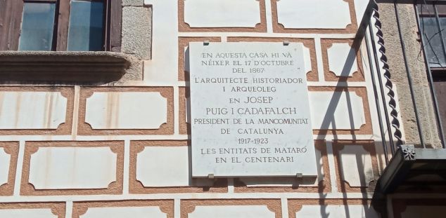 La casa natal de Puig i Cadafalch, al Carreró de Mataró.