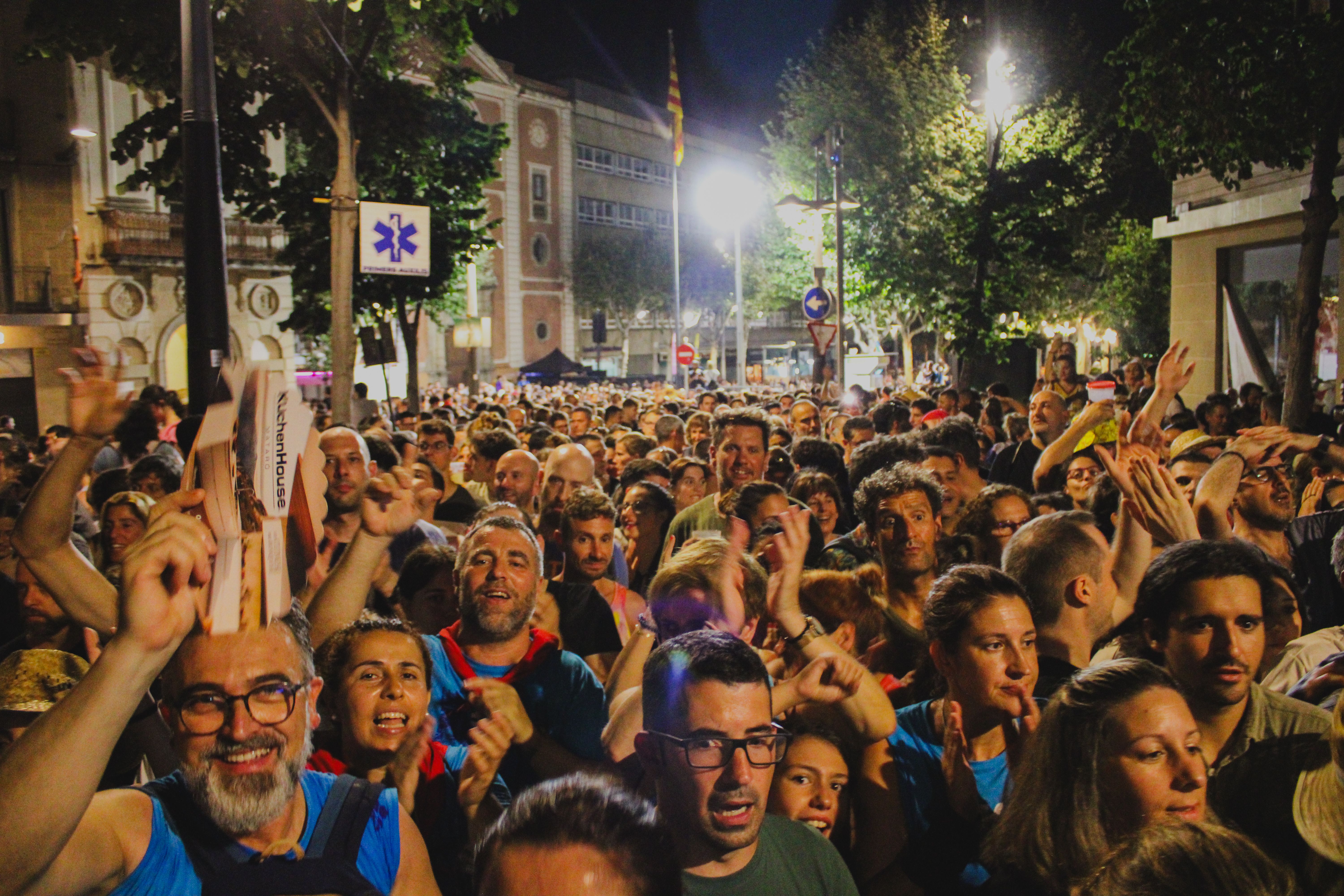 I 15! oeoeo!. A la Nit Boja de Les Santes ara li falta un tobogan Foto: Iker Morera