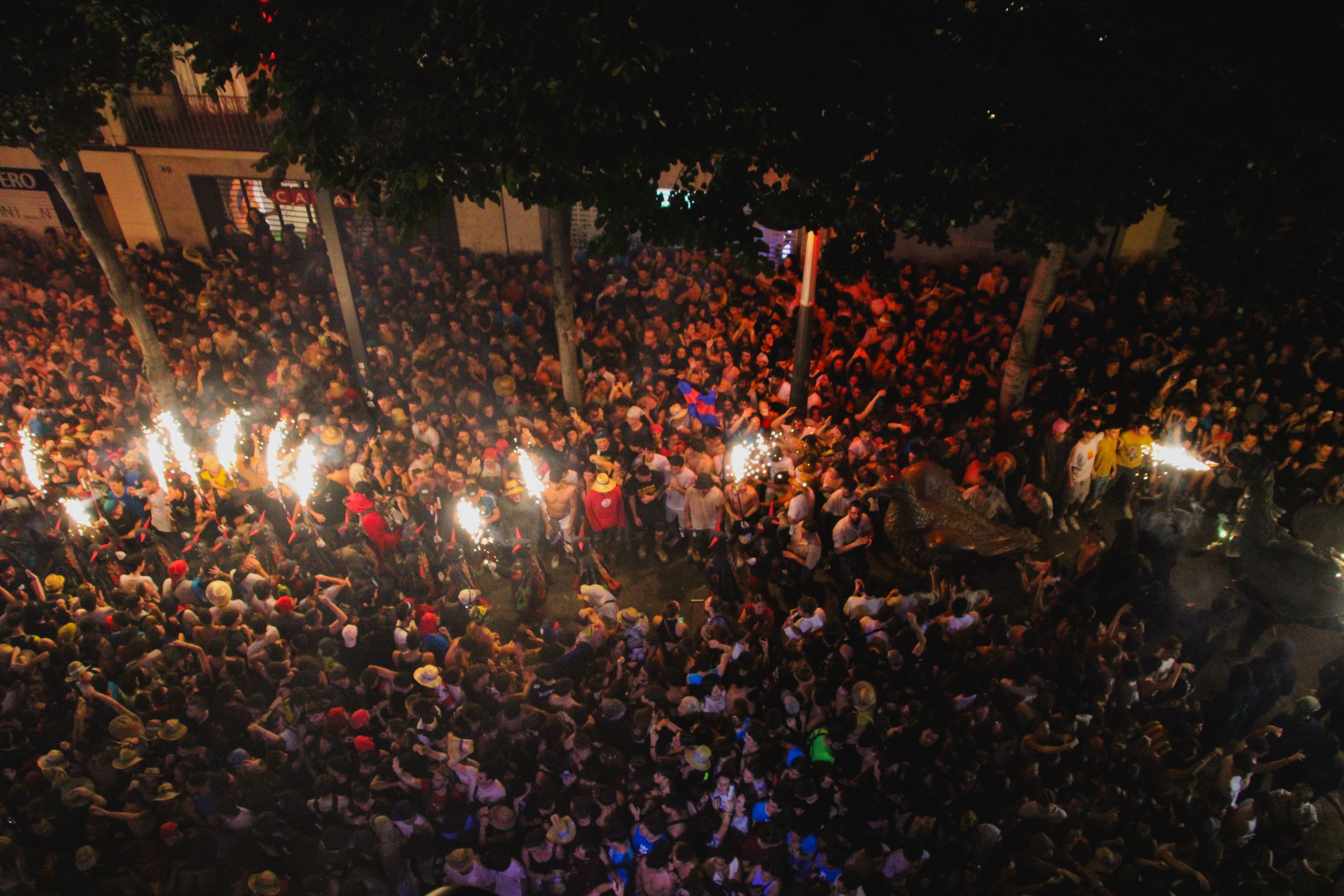 Un dels actes més massius de Les Santes, com la nostra audiència. Foto: Iker Morera