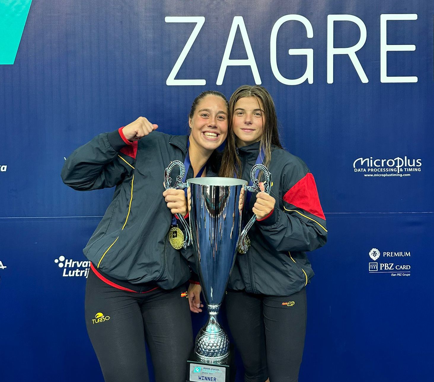 Martina Claveria, a la dreta, i Rita Gurri, campiones d'Europa a Zagreb. Foto: CNM.