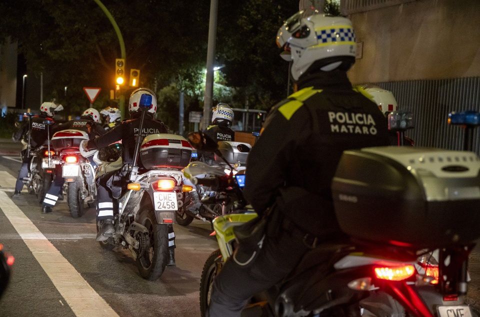 patrulles de Policia Local i Mossos al Pla d'en Boet