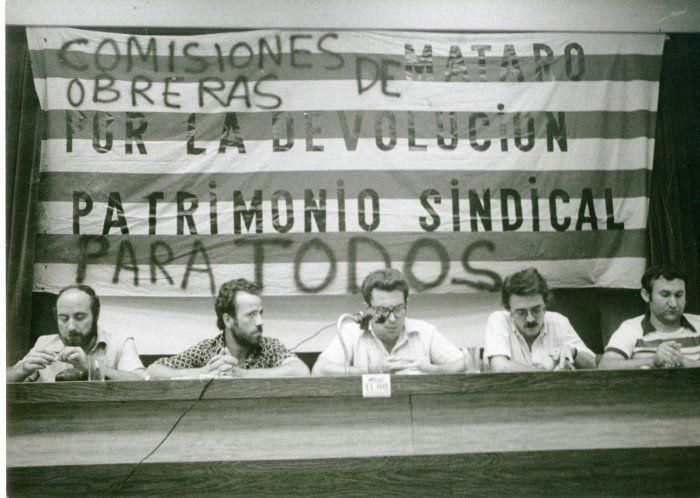 Una assemblea de CCOO a Mataró. D'esquerra a dreta: Paco Frutos, Paco Cantero, López Bulla, Jordi Santolaria i Antonio Rodríguez Avellaneda