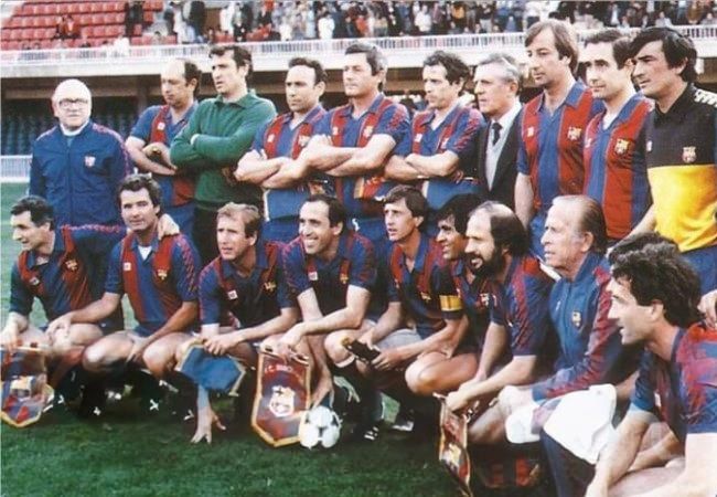 Alineació de l'equip de veterans del Barça que va disputar el partit d'homenatge al Cholo Sotil, disputat al Mini Estadi el 17 de maig de 1984. Pepito Ramos apareix a baix, el primer per la dreta