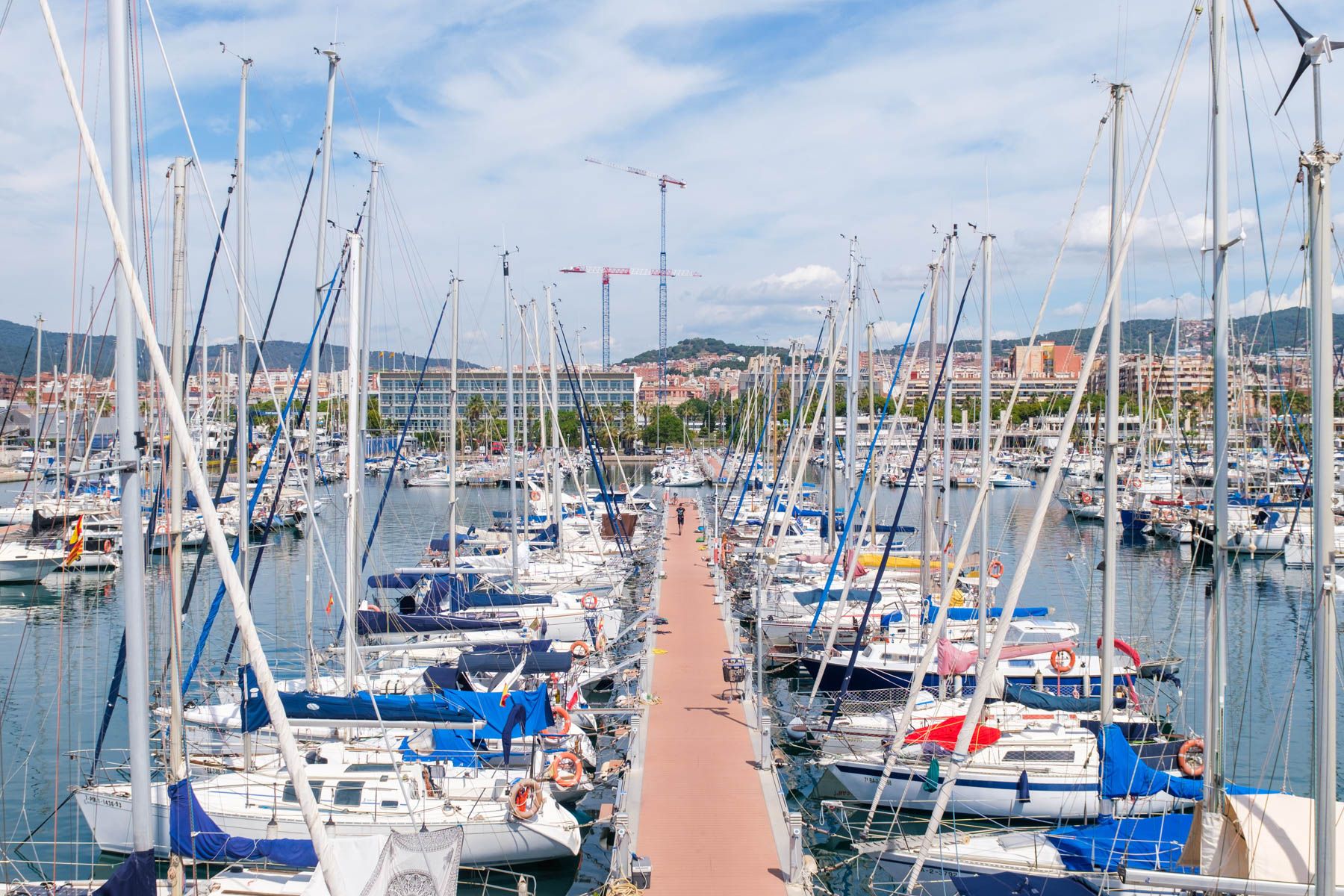 Els pantalans del Port de Mataró. Foto: R.Gallofré