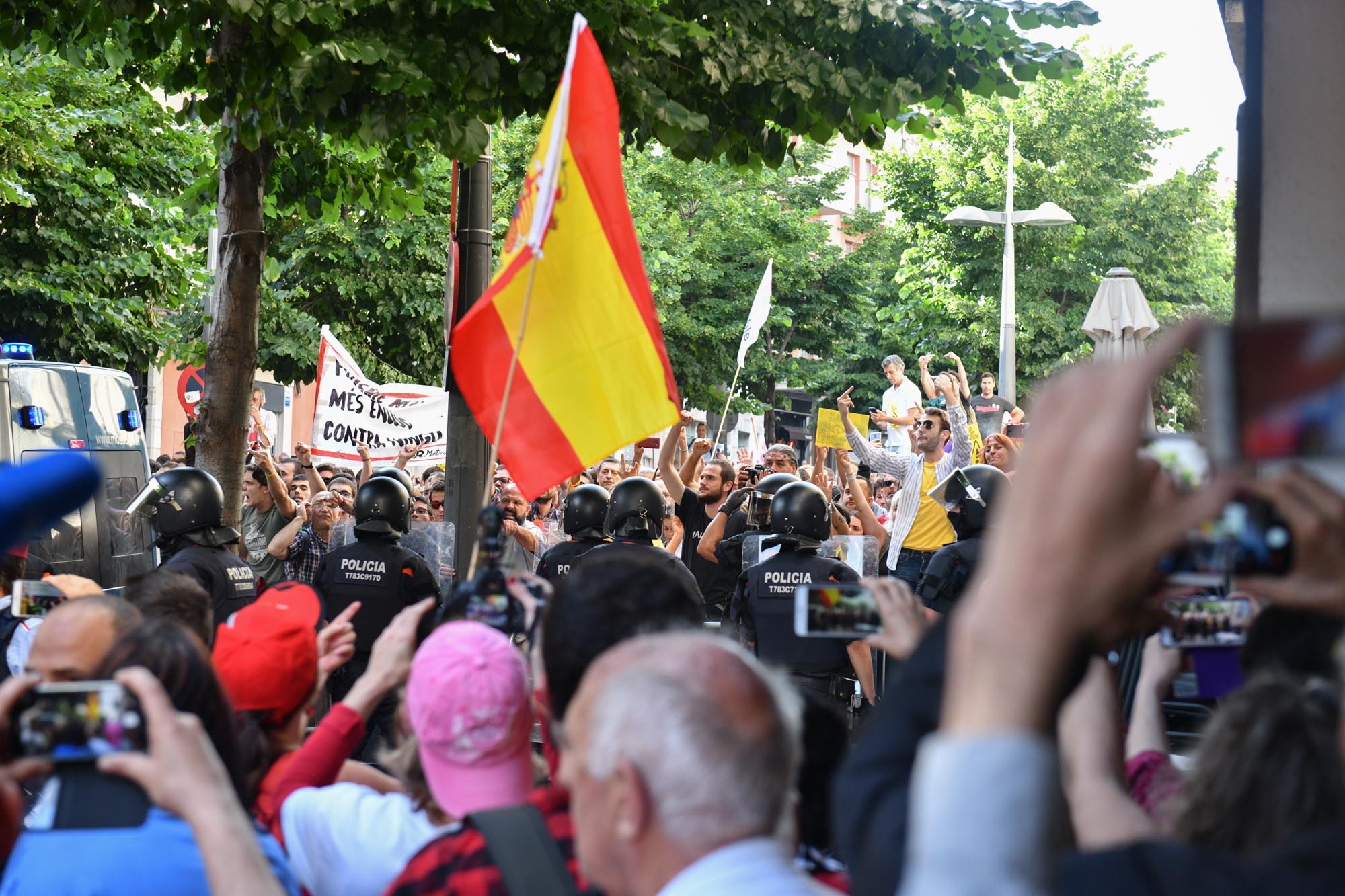 Mataro Se Queda En Espana Convoca Una Manifestacion Anti