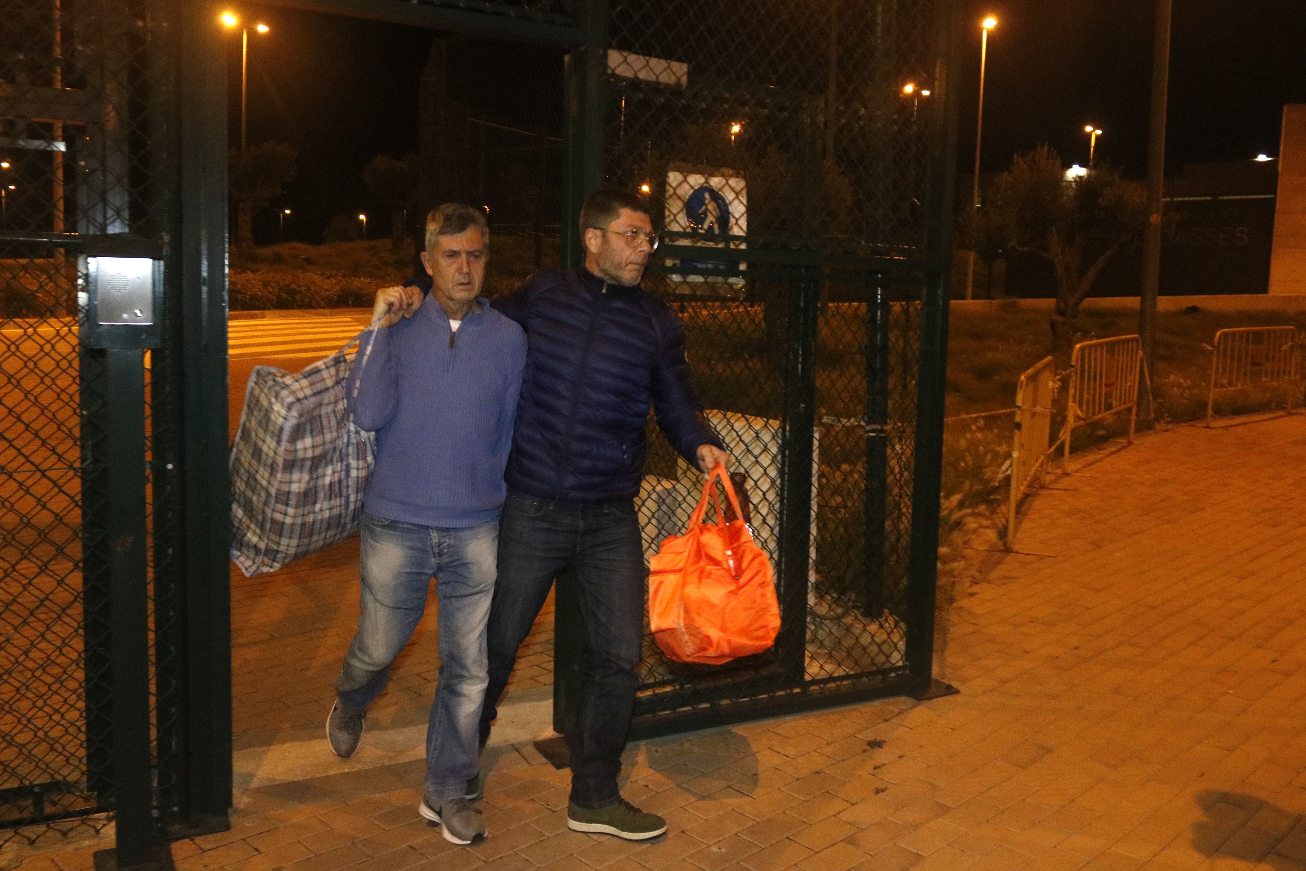 Jordi Magentí, saliendo de la prisión. Foto: ACN