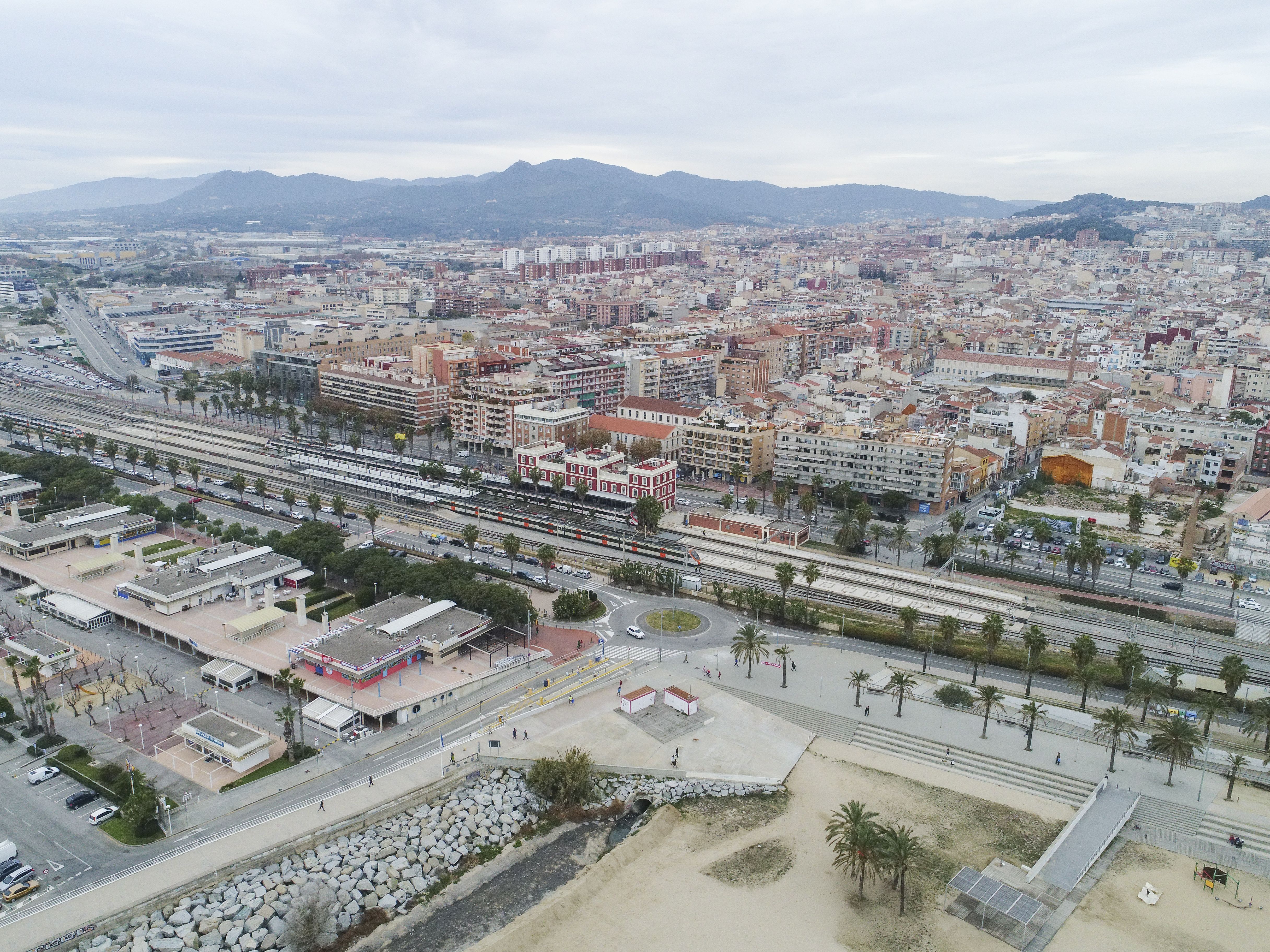 Vista aérea del frente marítimo de Mataró