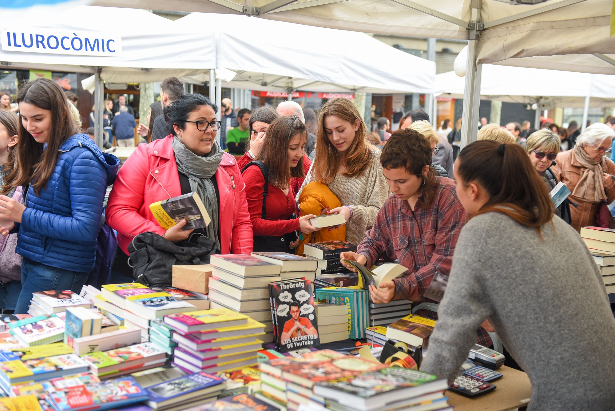 El Sant Jordi 2019, en 23 d'abril i no en 23 de juliol: Foto: R.Gallofré