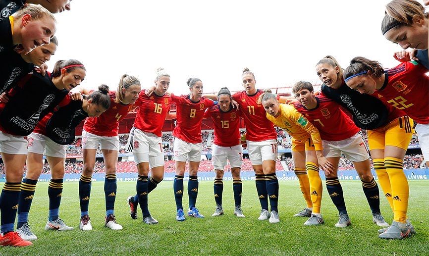 La selecció espanyola fa pinya. Foto: rfef.