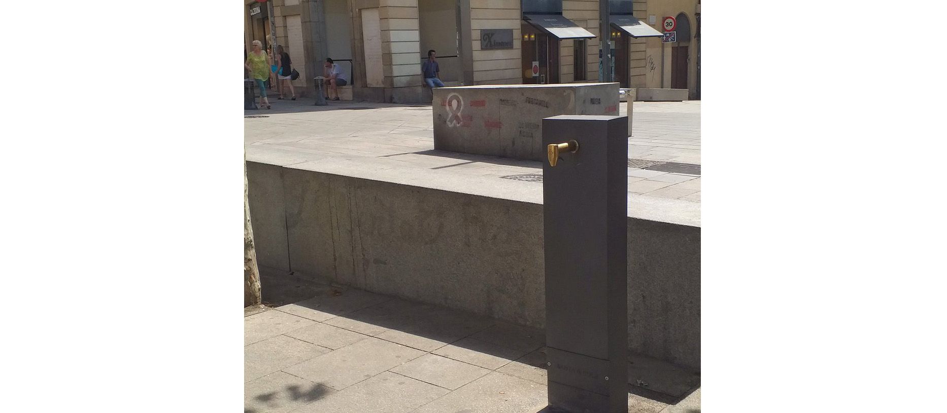 La font instal·lada a la plaça de Santa Anna. Foto: Aigües de Mataró