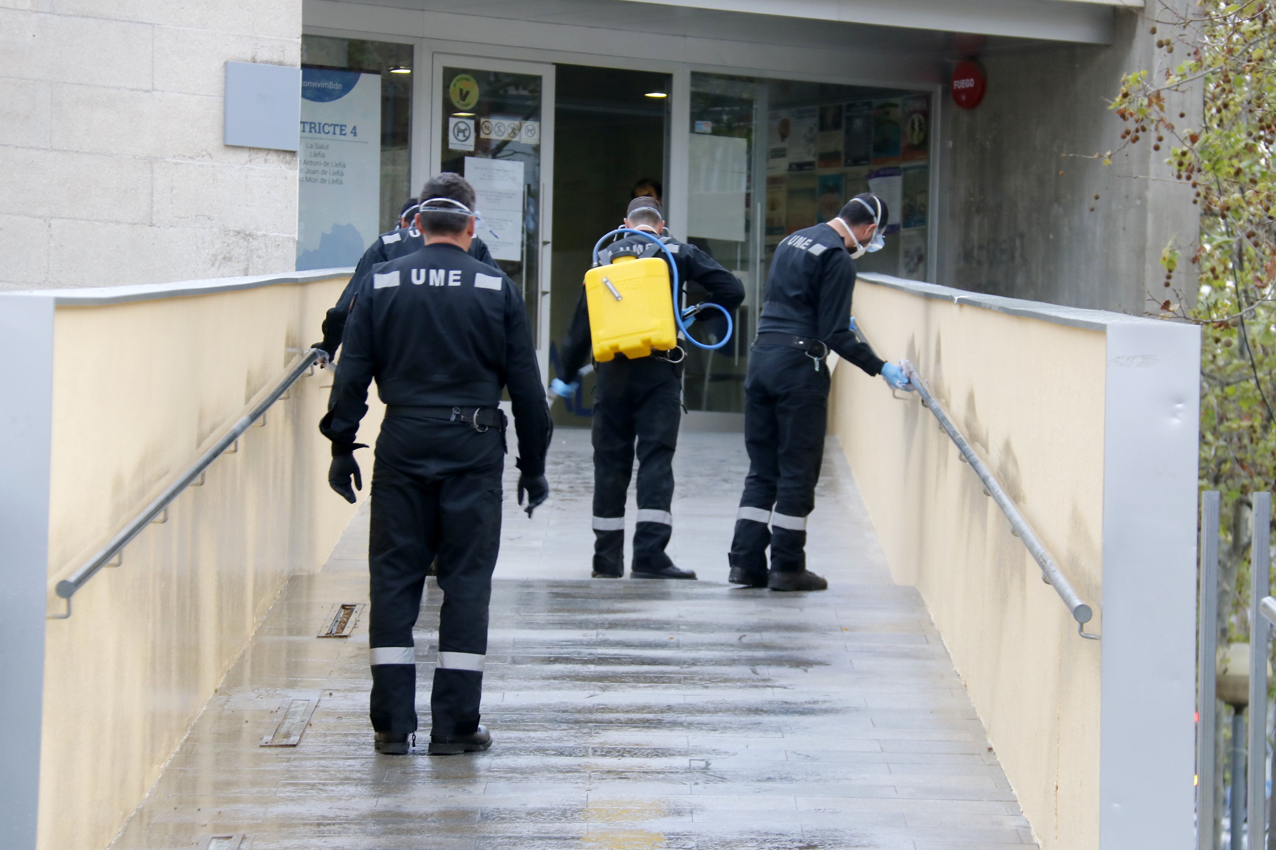 La Unitat Militar d'Emergències, a Badalona. Foto: ACN