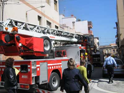 Uno de los camiones que han participado en la extinción del fuego